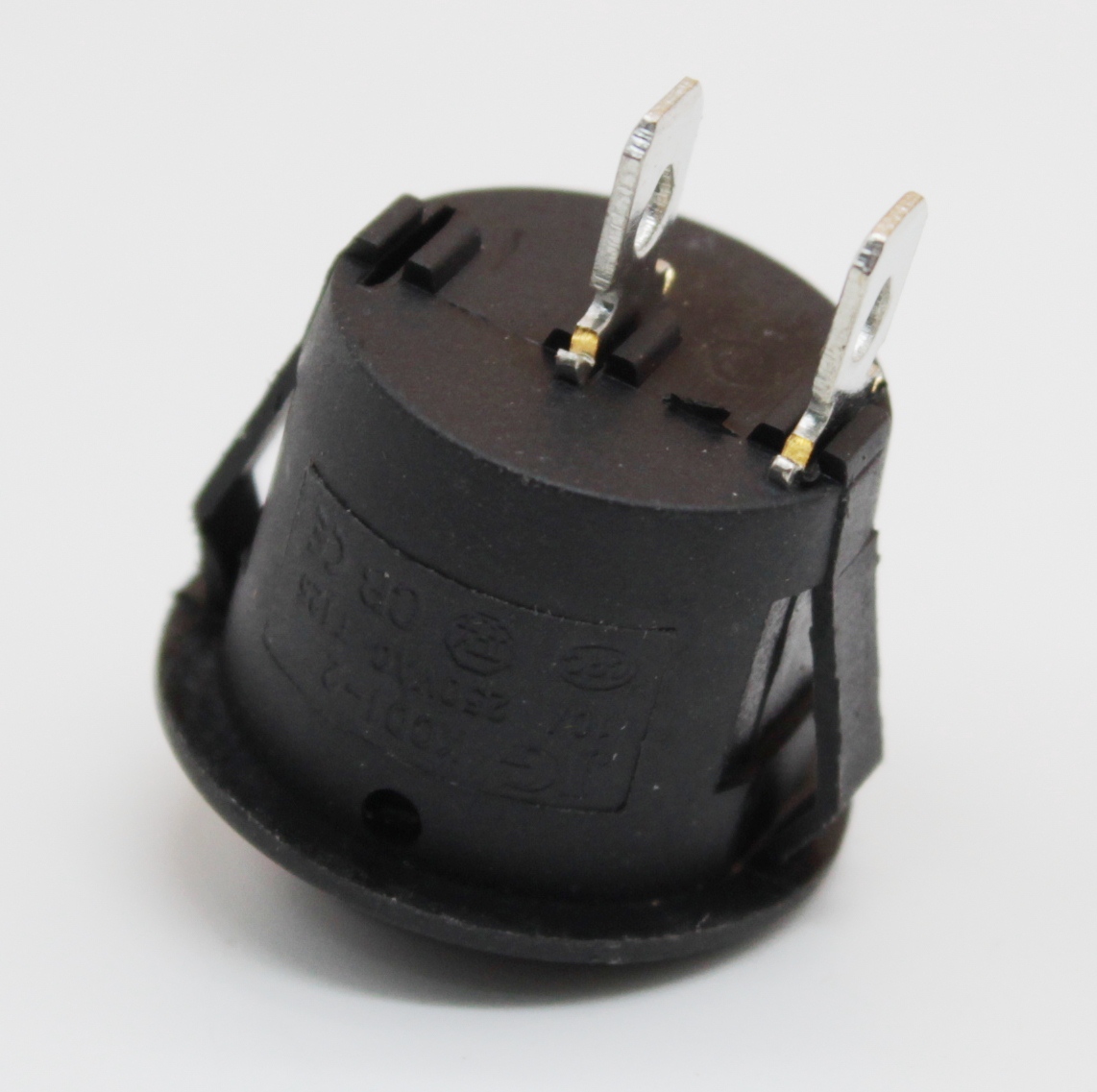 KN005 Кнопка 3A 220-240V
