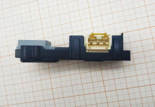 481075043881 Блокировка люка, УБЛ Indesit, Whirlpool C00311179, 481075043881 (ROLD DM569517), INT025